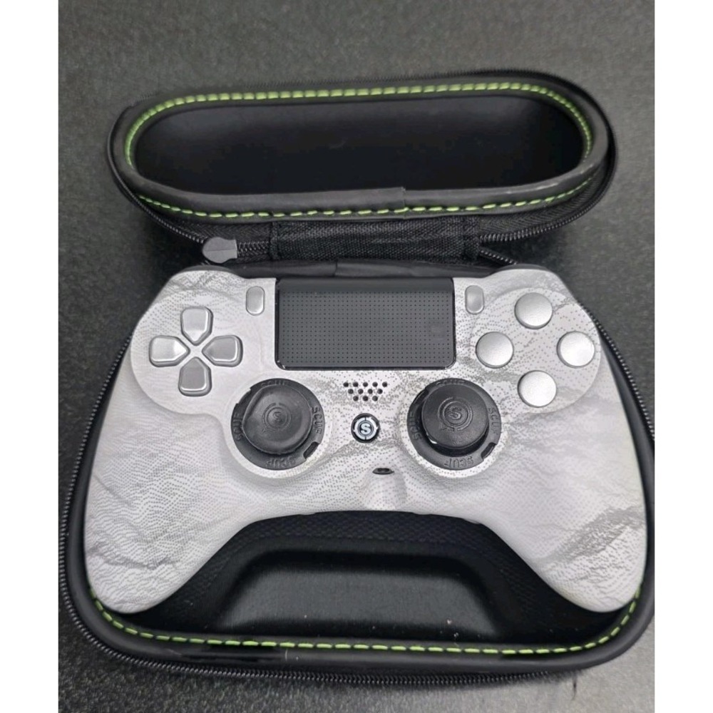 SCUF Impact Wireless Controller for PS4 / PC  TMR Joysticks Gray Gaming W/ Case
